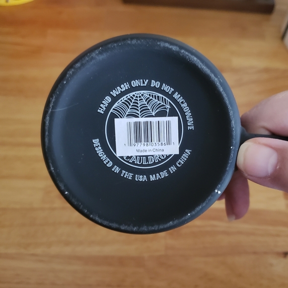 🎃 NWOT Cobwebs & Cauldrons Matte Purple Ghost Candy Mug Purple - Picture 5 of 6